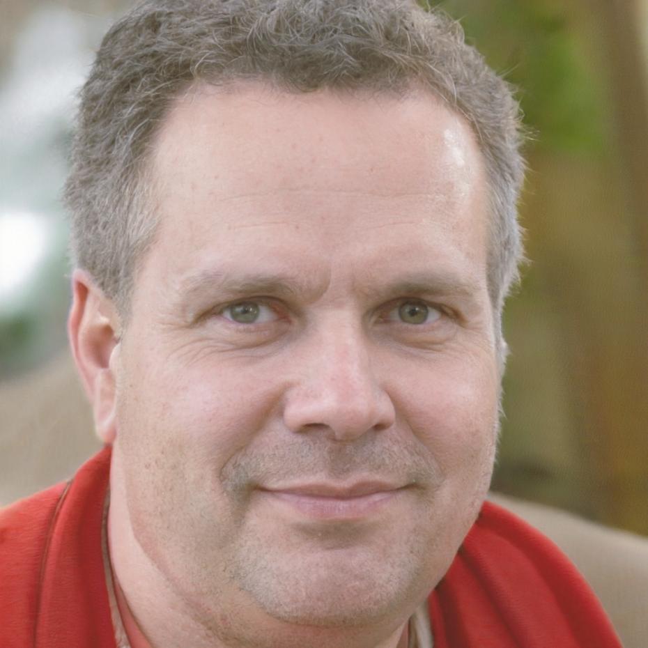 Braden Callaghan teaching property valuation methods